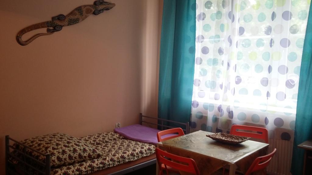 Hostel Taurus Krasków Dış mekan fotoğraf