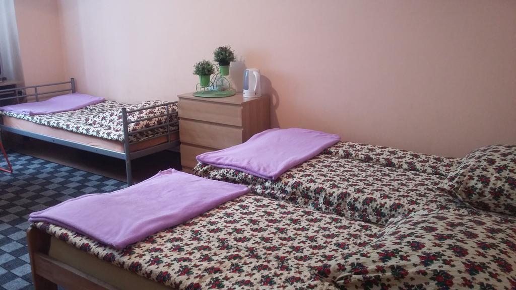 Hostel Taurus Krasków Dış mekan fotoğraf